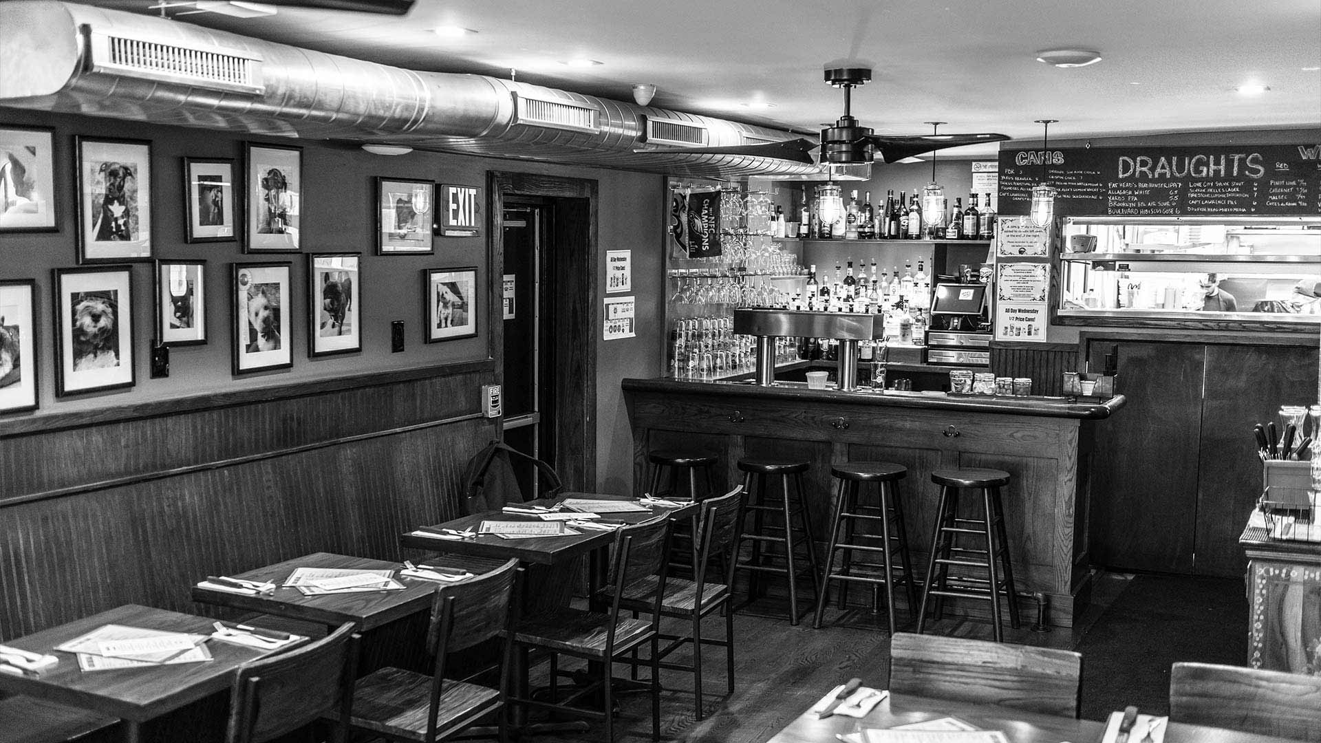 Bar photo 2